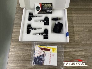 Cảm biến áp suất lốp TPMS tích hợp màn hình Android 2 Cảm biến áp suất lốp TPMS tích hợp màn hình Android
