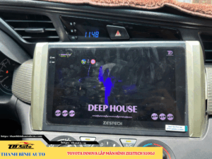 Toyota Innova lên màn hình Zestech S100J TB Auto