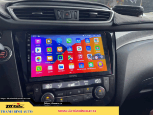 Nissan gắn màn hình Oled X4 TB Auto