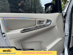 Toyota Innova 2014 – 2019 gắn Led nội thất V4 3 Toyota Innova 2014 – 2019 gắn Led nội thất V4 TB Auto