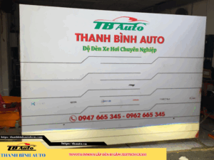 Toyota Innova gắn đèn bi gầm Zestech GX301 TB Auto