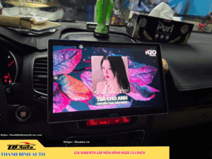 Kia Sorento lên màn hình Oled 13.1 inch TB Auto