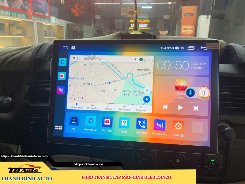 Ford Transit lên màn hình Oled 13inch TB Auto Ford Transit lên màn hình Oled 13inch TB Auto