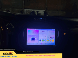 Toyota Hilux 2025 lắp màn hình Zestech E360 TB Auto